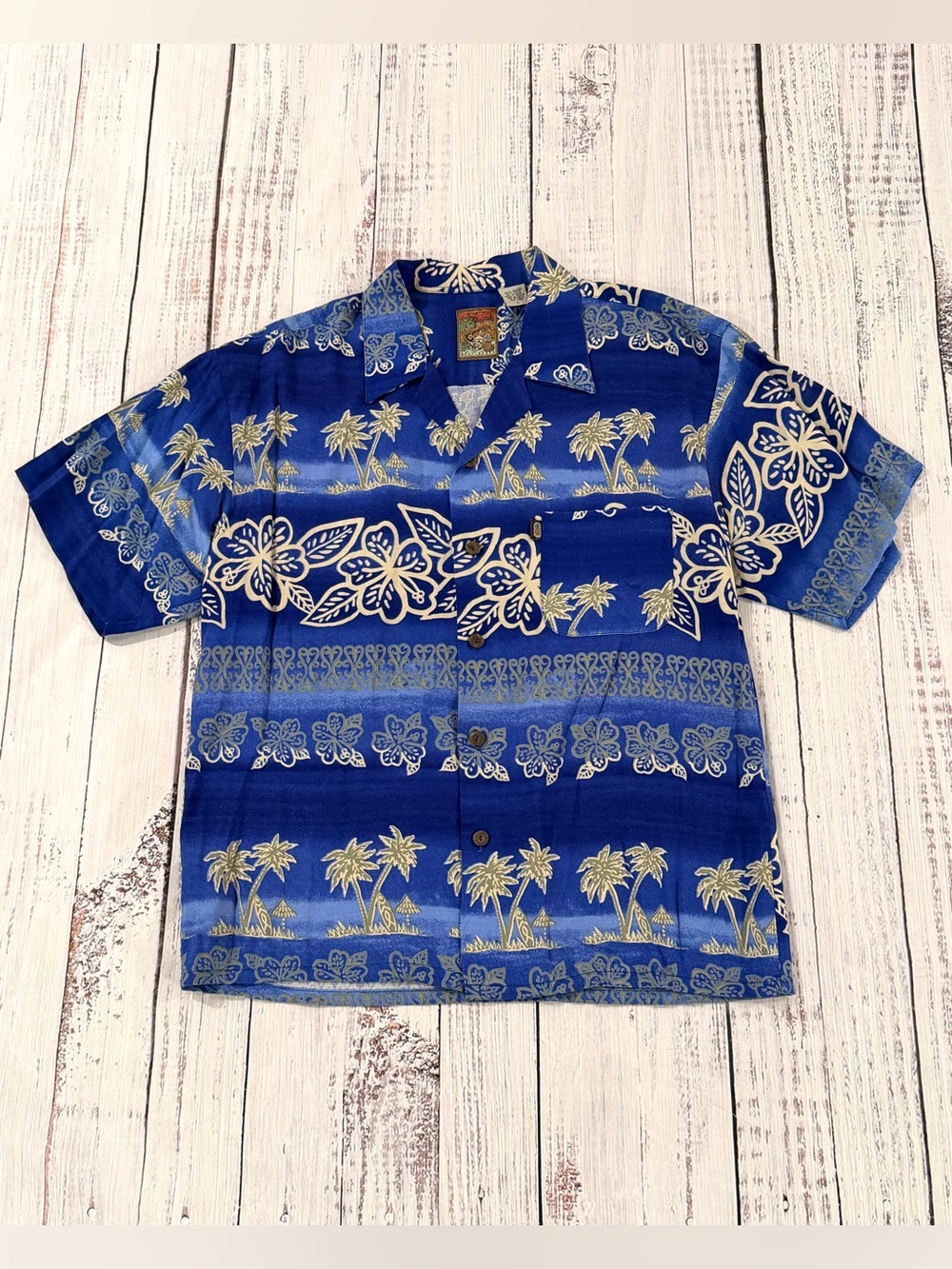 Vintage Pineapple Connection Womens L. Hawaiian Camp Shirt Blue Floral Rayon